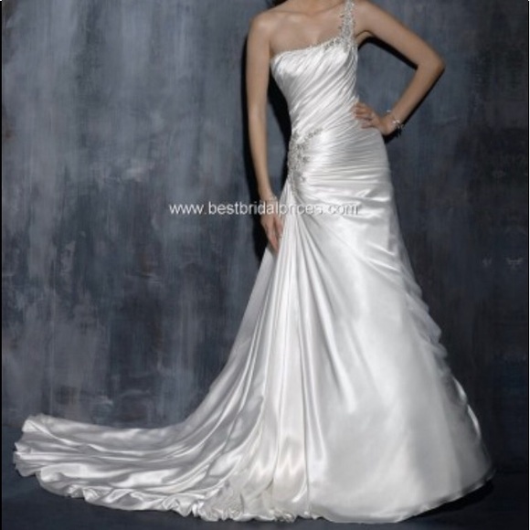 Maggie Sottero Desiree - Picture 1 of 7